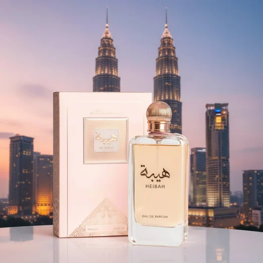 Heibah with latar KLCC evening, lighting pink soft