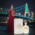 I Am The Queen at bridge Saloma at night