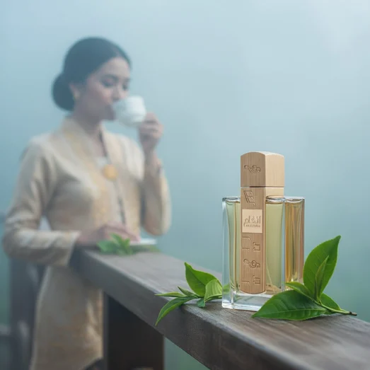 Angham Lattafa at ladang teh Cameron Highlands