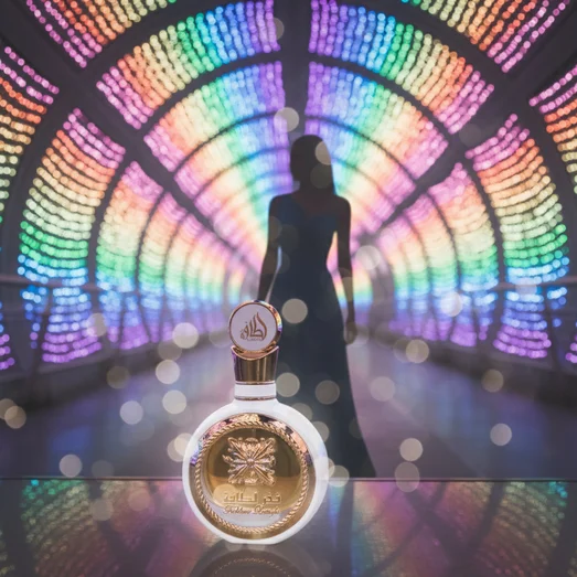 Fakhar Rose Gold at Saloma Link Bridge