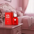 Kalos Perfume Woman at bilik tidur bercahaya pink soft
