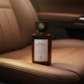 Smoked Oud & Vanilla atas seat kulit coklat